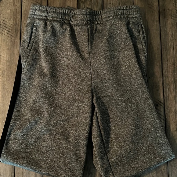 Tek Gear Boys Grey Pants w/ Pockets and Side Stripe - Picture 2 of 8